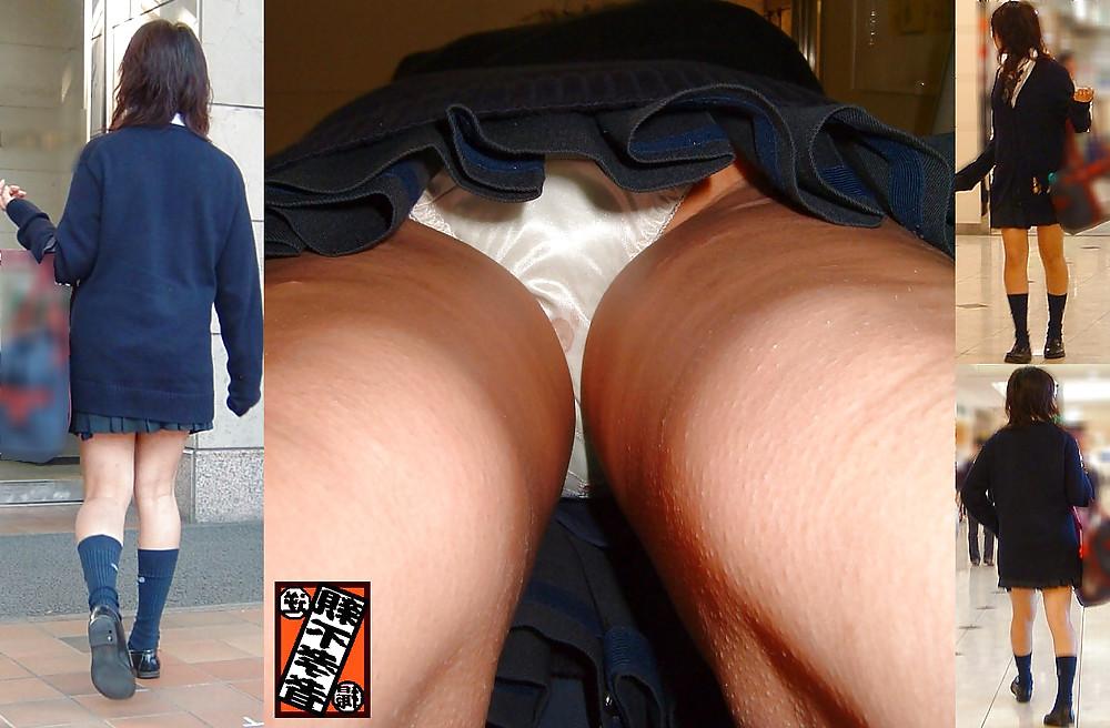 25P Pretty Asian Upskirt 2