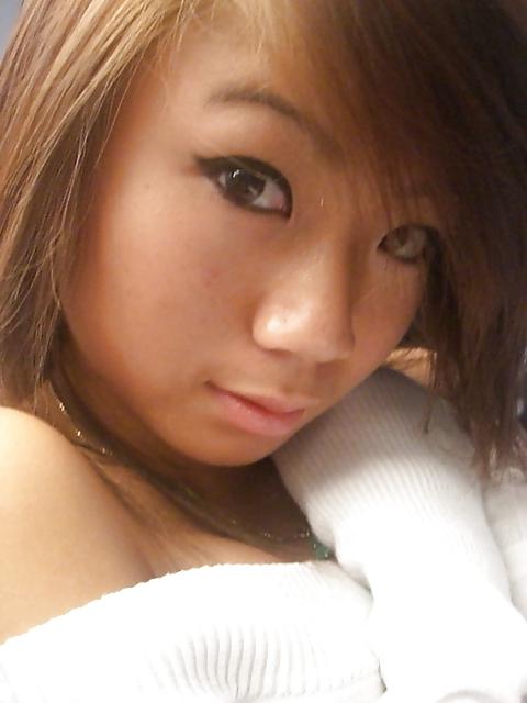 25P A Day of a Lovely Asian Girl.