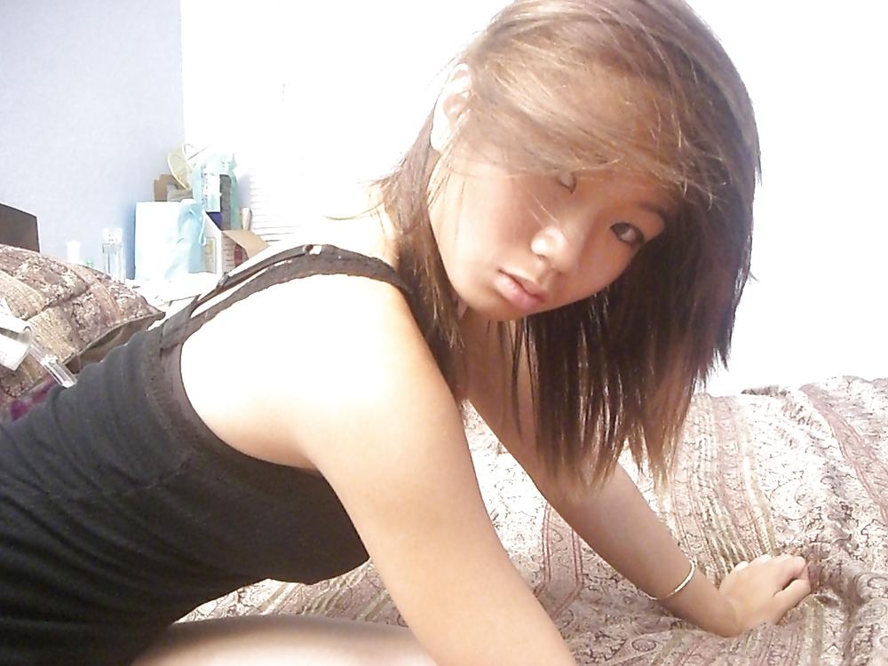25P A Day of a Lovely Asian Girl.
