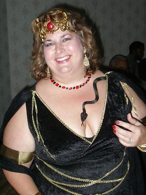 25P BBW Cleavage Collection #5