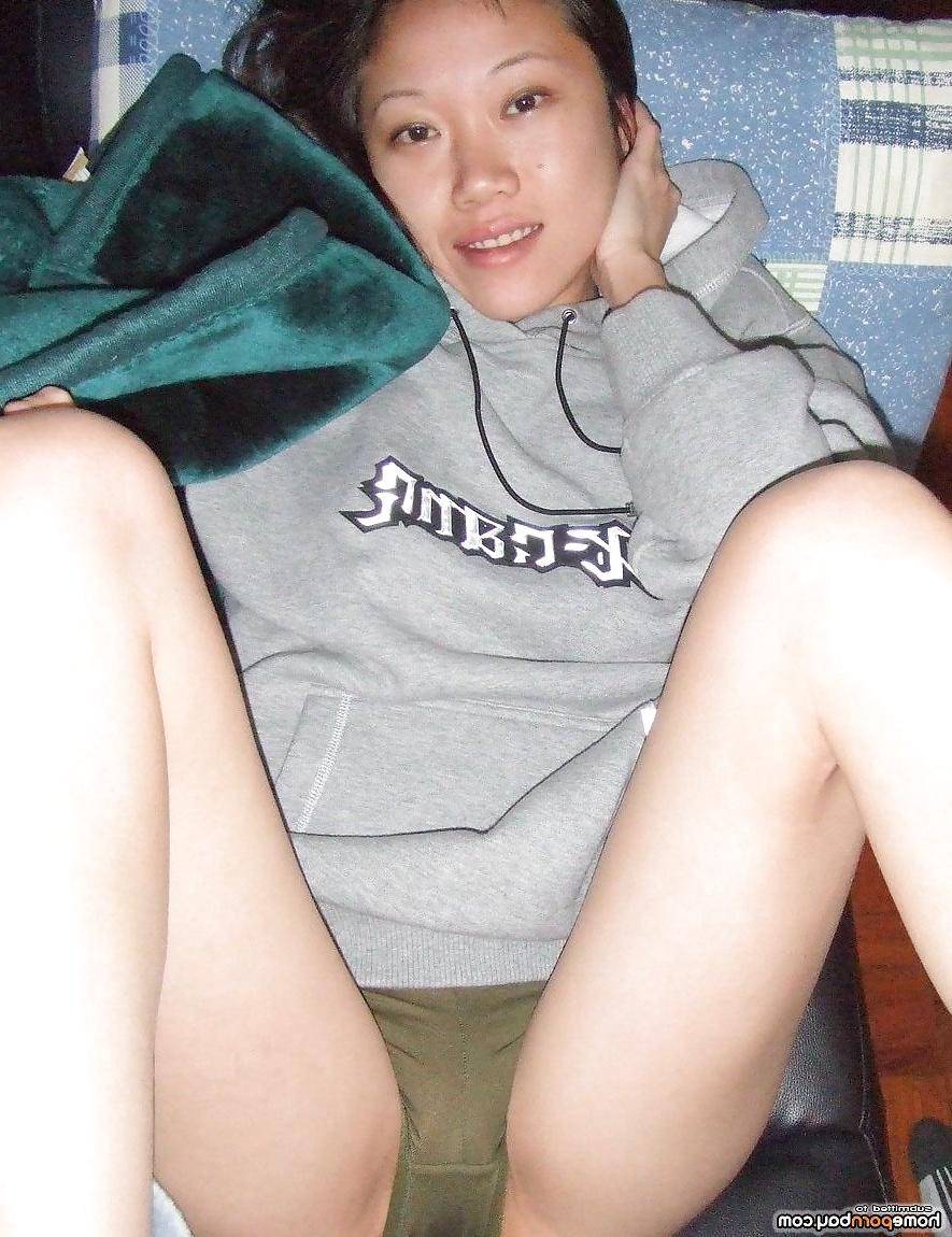 21P Asian amateur slut sucking dick