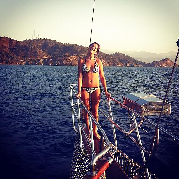8P Turkish teen girl