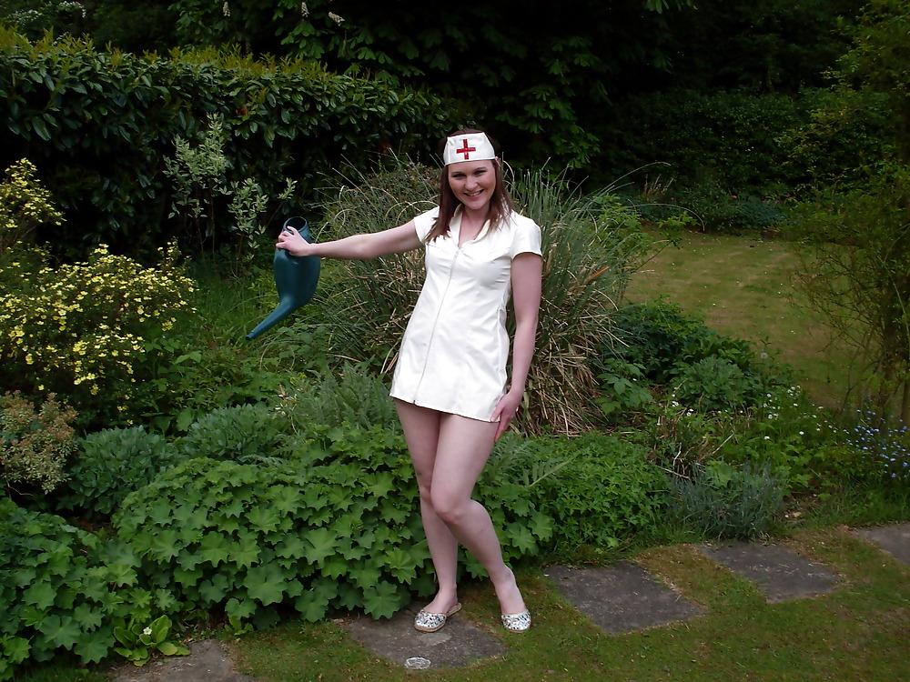 25P Naughty Nurse & Outside pics Alison