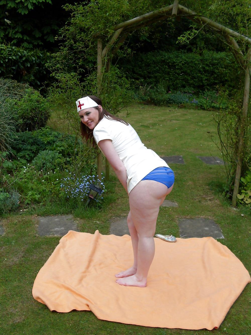 25P Naughty Nurse & Outside pics Alison