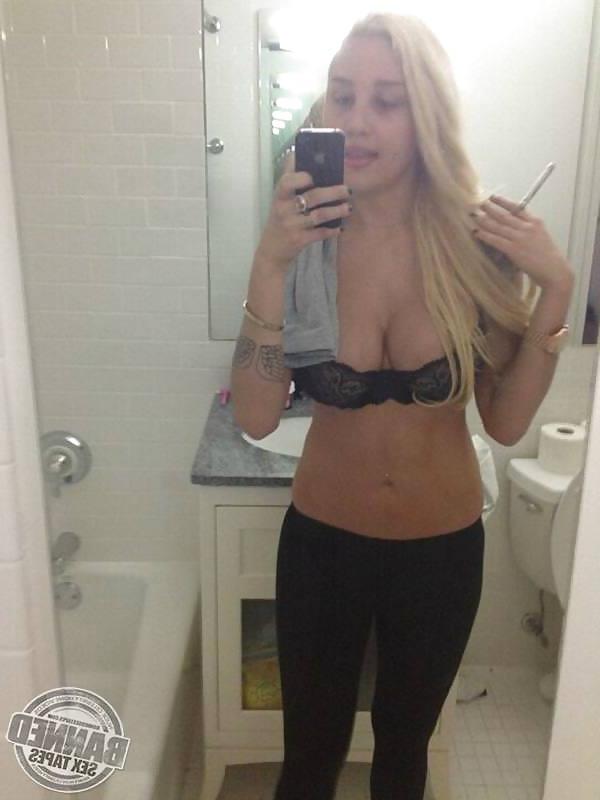 6P Amanda Bynes nude & big cleavage