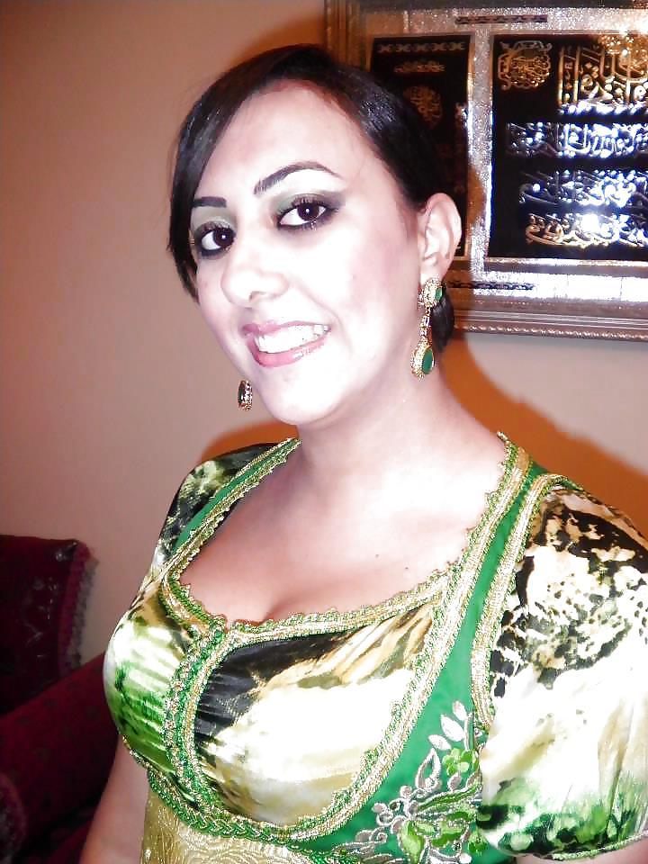 21P Arab-Turkish HOT ASS