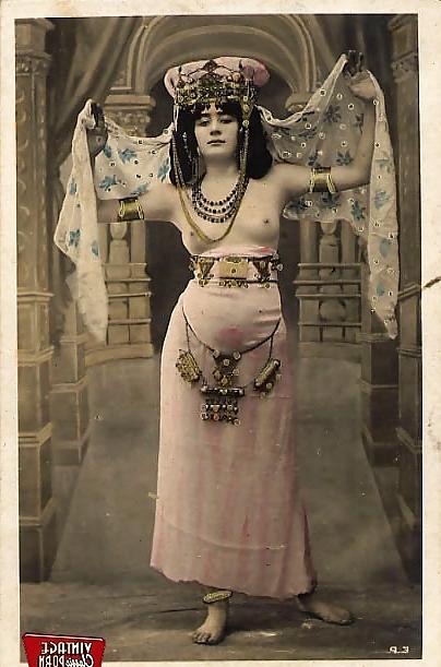 12P Some vintage classic porn Pics