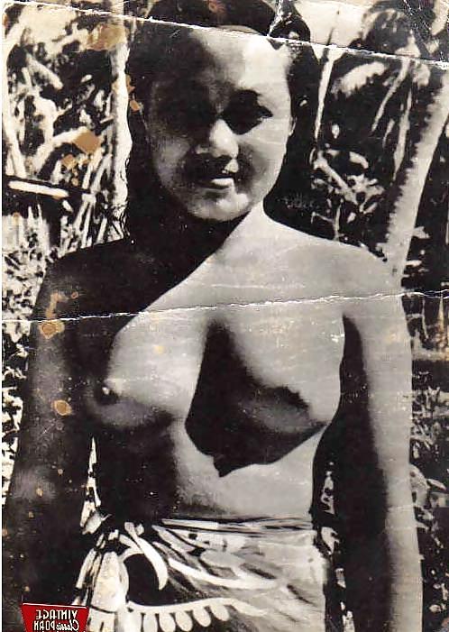 12P Some vintage classic porn Pics