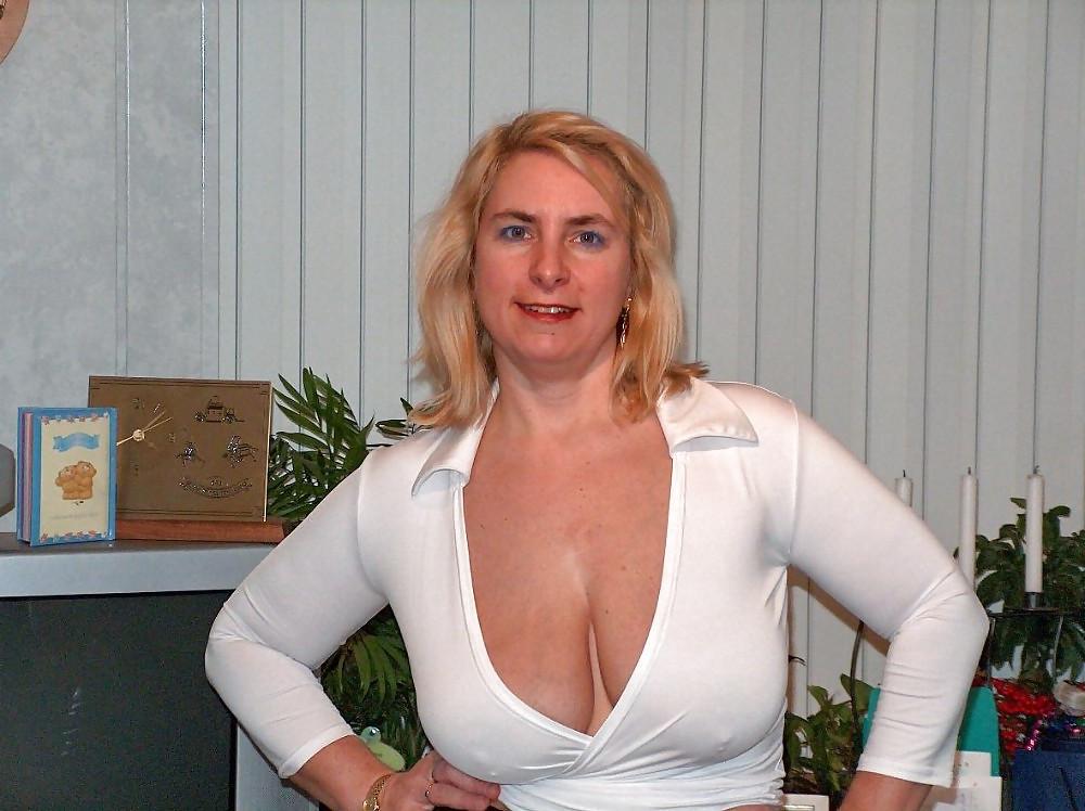 25P BBW Cleavage Collection #6
