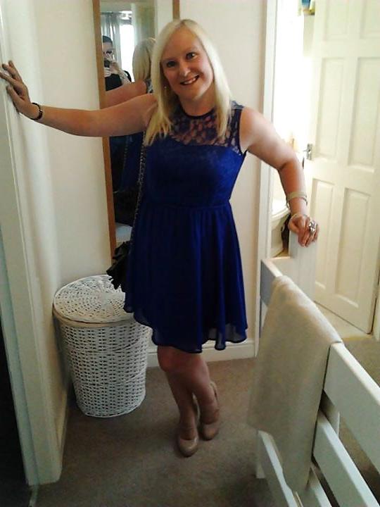 17P Sexy Hot Horny British Blonde Slut MILF