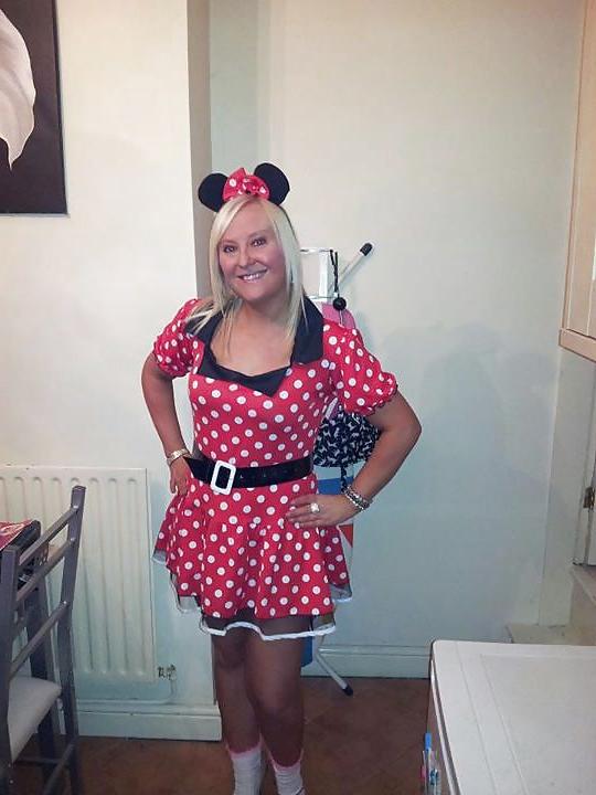 17P Sexy Hot Horny British Blonde Slut MILF