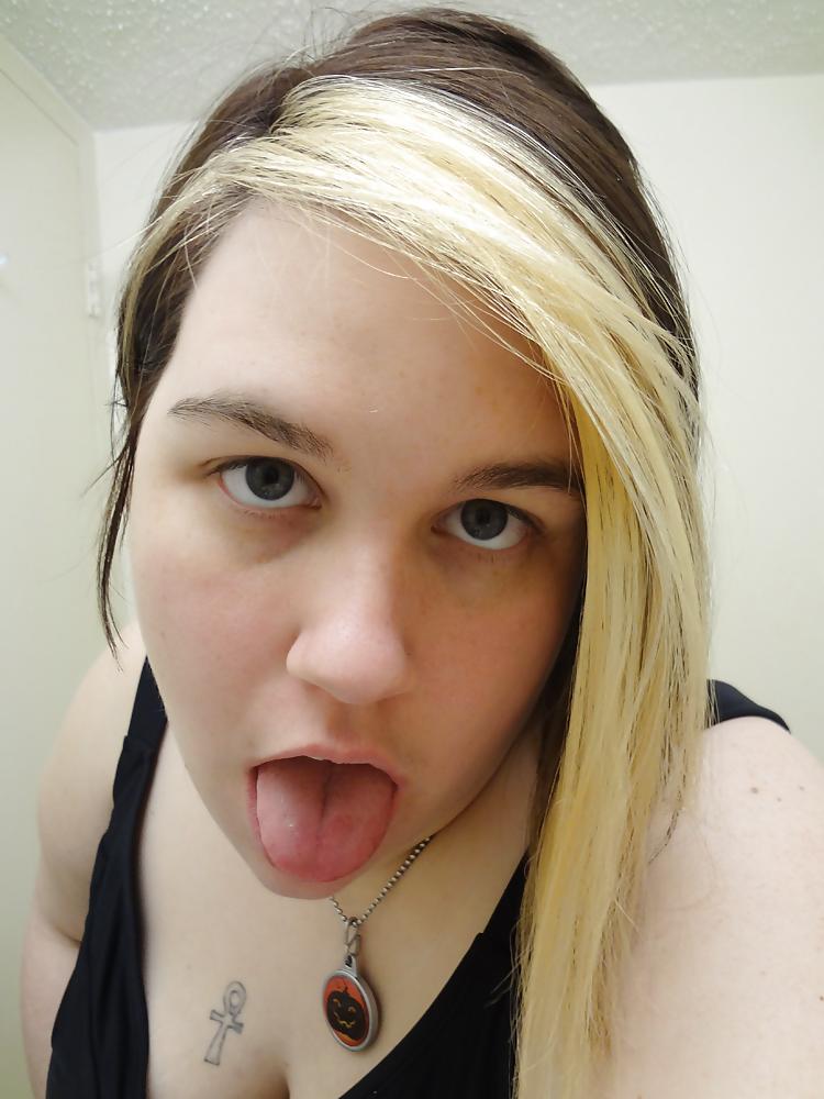 25P BBW cosplayer Skookum shows off her tits and ass