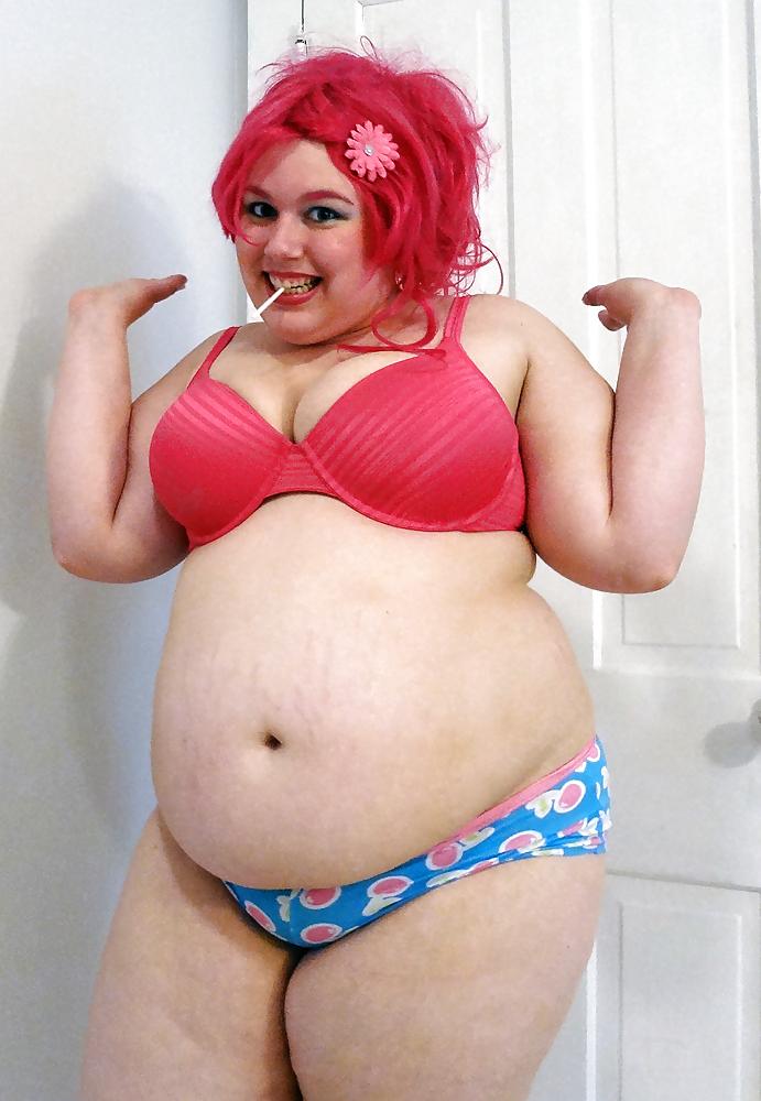 25P BBW cosplayer Skookum shows off her tits and ass
