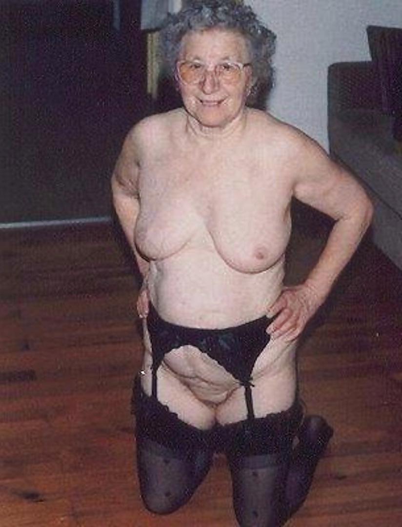 25P Grannies BBW Matures #29