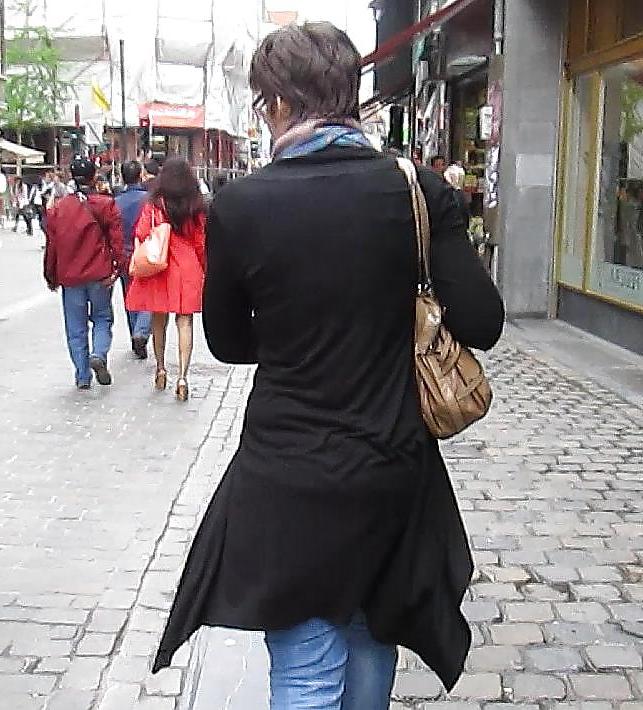 22P Nerdy Chick Rear View