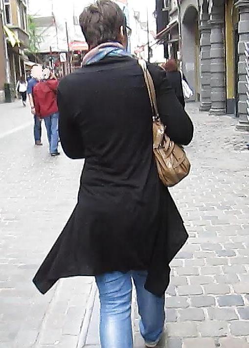 22P Nerdy Chick Rear View