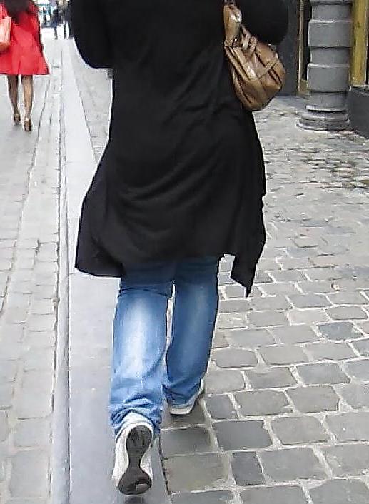22P Nerdy Chick Rear View