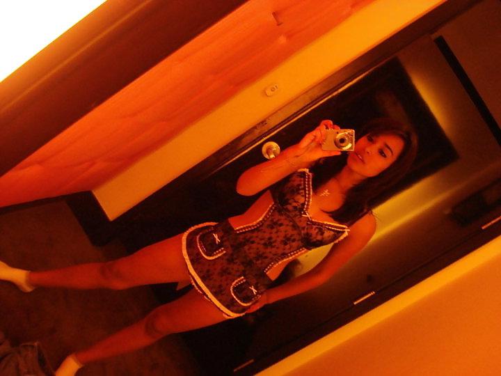 25P Hot Teen in Underwear
