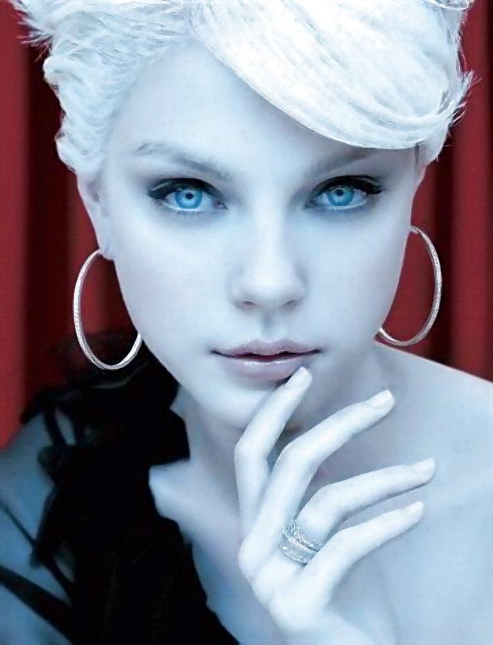 24P Gothic beauties 08