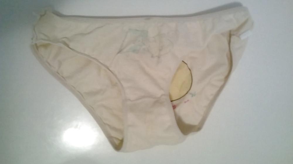 10P Worn panties of a friends girlfriend