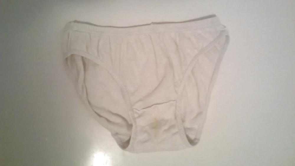 10P Worn panties of a friends girlfriend
