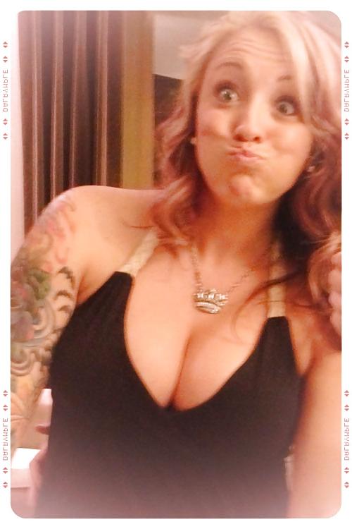 25P Gorgeous goofy girls