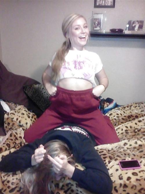 25P Gorgeous goofy girls