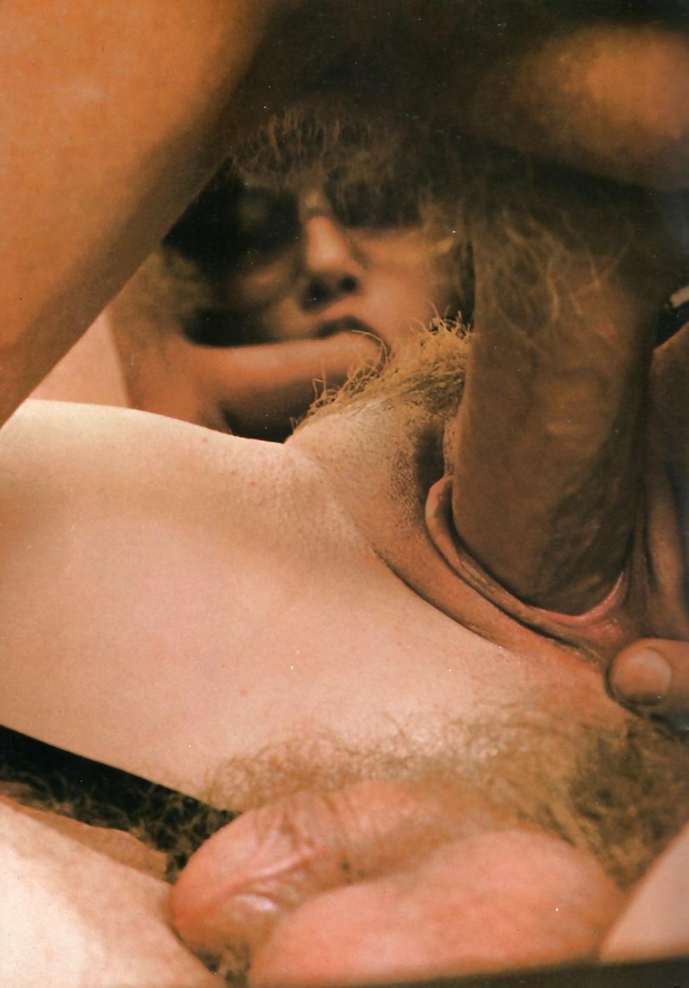25P SH Retro Close View Porn Scans