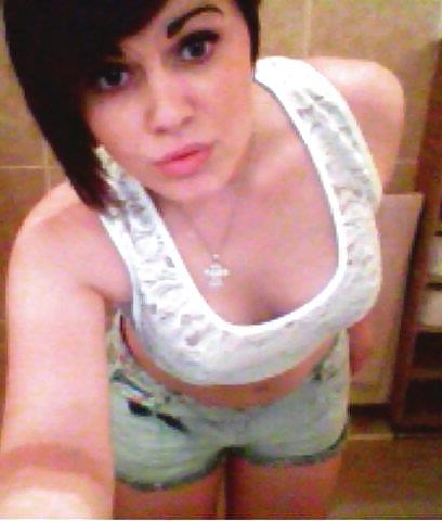 16P British Paige Mcfarlane Leeds