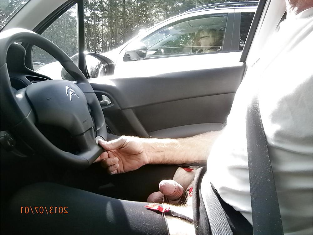 10P Exhib public sexe cockflashing dick cochone salope queue
