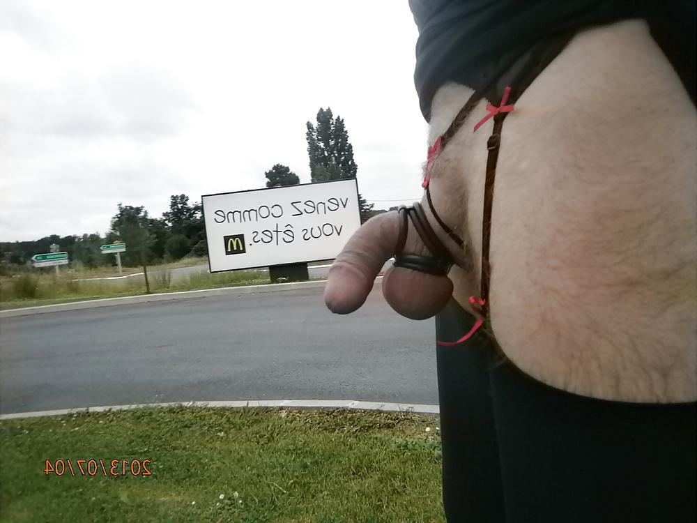10P Exhib public sexe cockflashing dick cochone salope queue