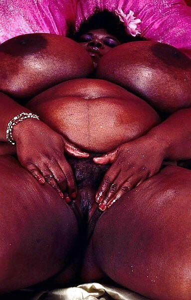 25P BBW MISS TWIN TOWERS 