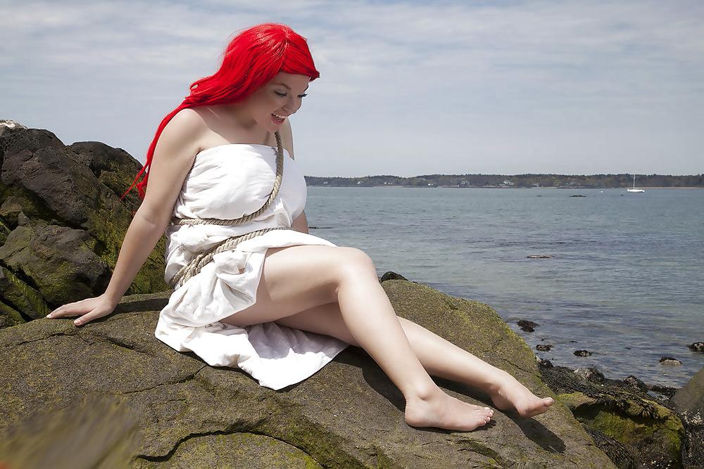 25P Red Hair, Feet Bare 8