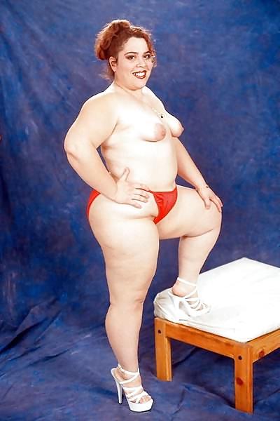 16P Very sexy mature chubby red panties
