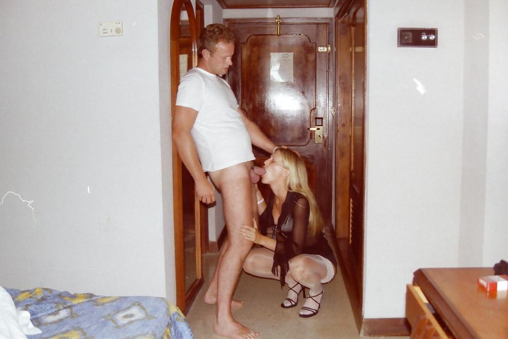 25P Blond british slag