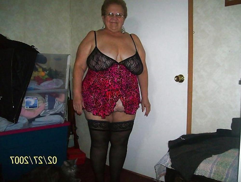 25P Grannies BBW Matures #33