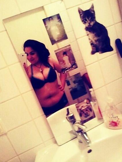 16P Turkish Girl Aysim