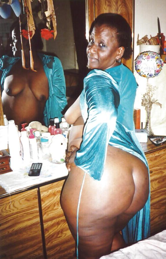 12P Fat Black Hot Mama