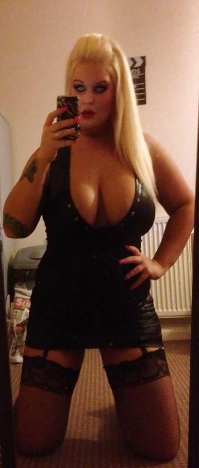 25P BBW Busty Slut Sindy Strutt