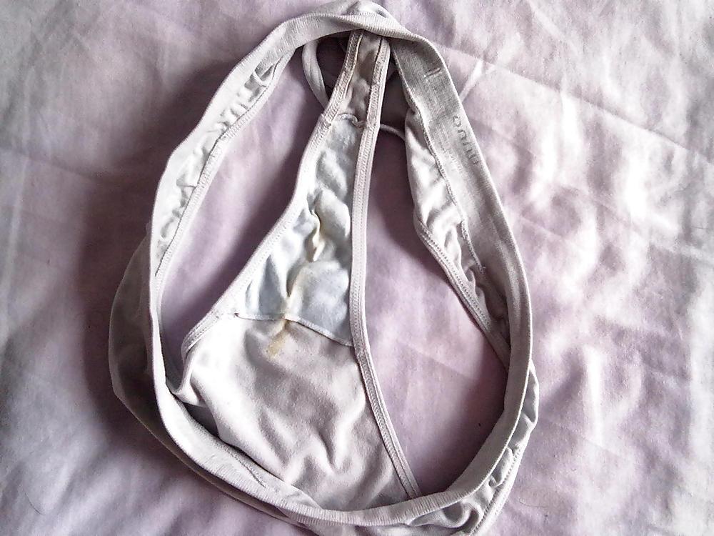 4P Girlfriend's girl's worn panties