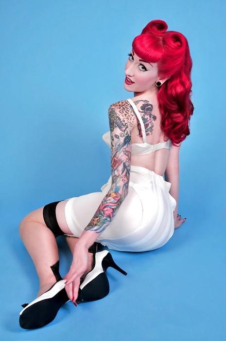 25P Retro Pin-Up Lingerie 3