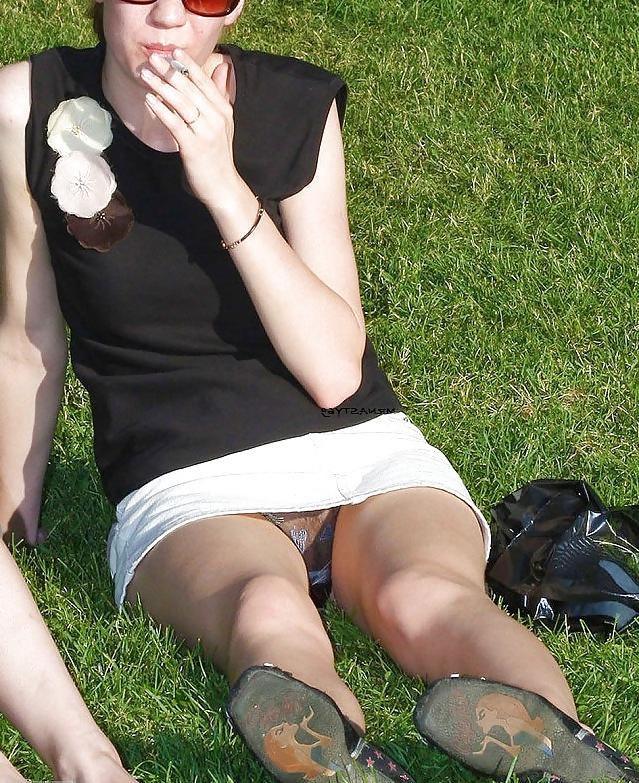 20P Candid Wives Upskirts In Public