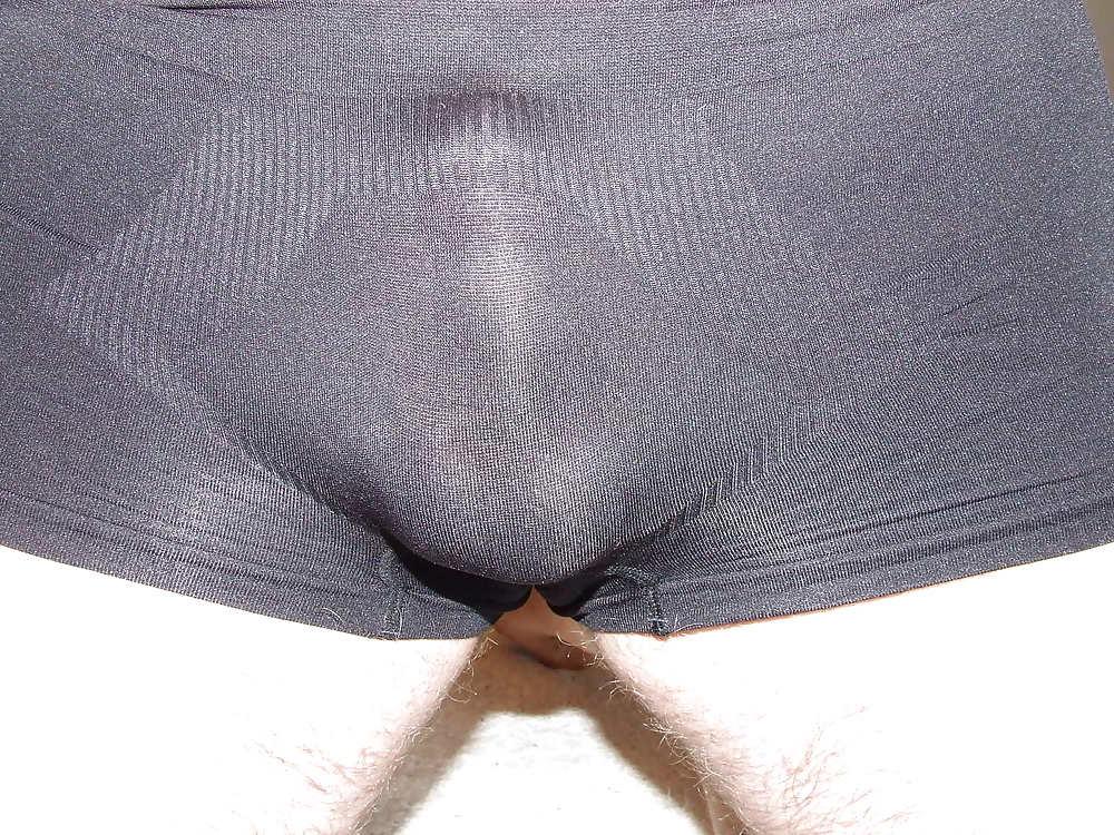 6P Who wants to blow me,woman or TV