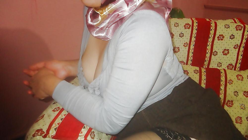 25P Another Turkish Mature Slut