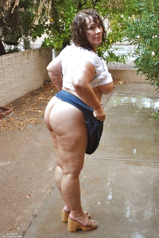 19P 813 bbw granny