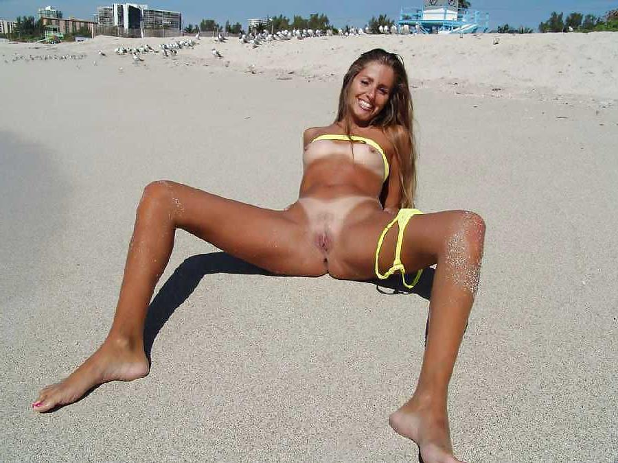 25P Proud In Public Mature Flashers