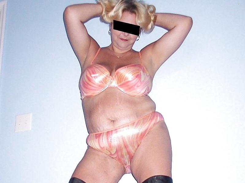 19P FAT BBW Wife Bathingsuit and corsette pics AKA Plumpmisty