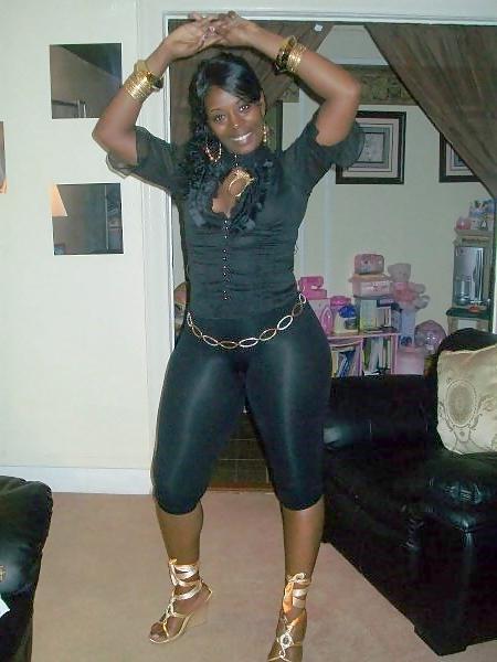 25P ALL KINDS OF MATURE BLACK WOMEN PT.30