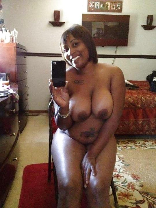 25P ALL KINDS OF MATURE BLACK WOMEN PT.30