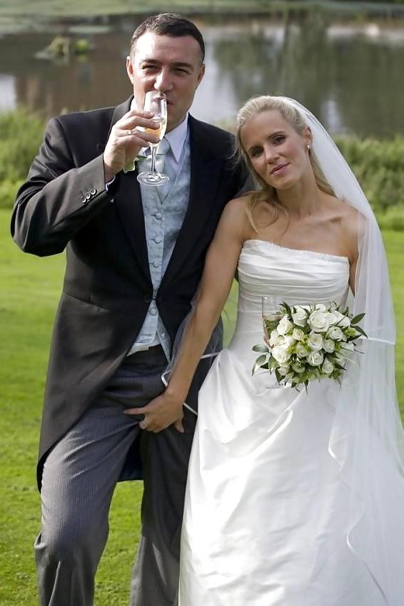 20P Sexy & naughty brides 1